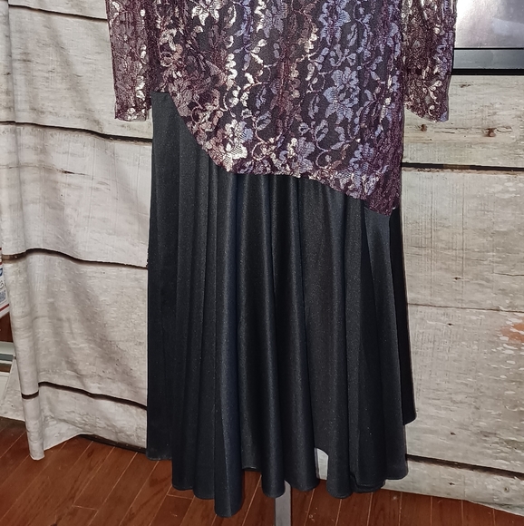 Vintage evening gown - Picture 11 of 15